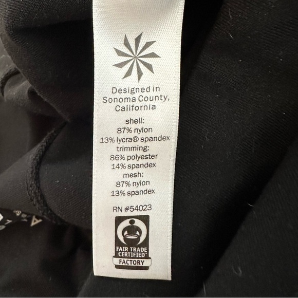 Athleta Gleam Chaturanga to Town Tight Faux Leather w/ Pockets, Size M, Black - Picture 6 of 8